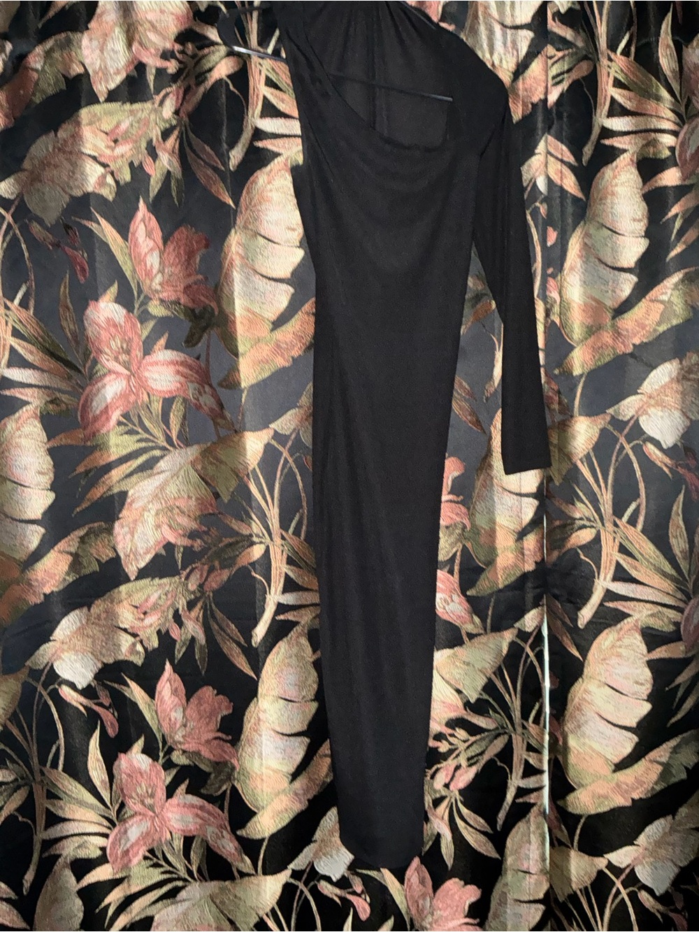 River Island Black One-Shoulder Dress